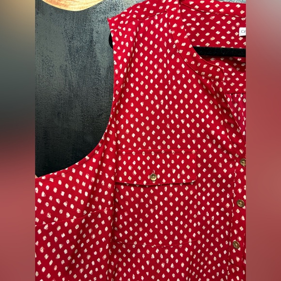 CROFT & BARROW Cut off sleeve blouse - Picture 2 of 10